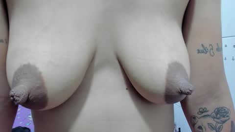 Snapshot of milkyway_18 chatting on February 20, 1:44 pm milkyway_18 online show from February 20, 1:44 pm