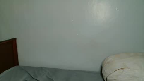 Snapshot of milla_nova chatting on November 19, 1:38 am nova online show from November 19, 1:38 am