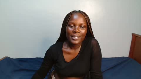 Snapshot of milla_nova chatting on January 6, 1:15 pm nova online show from January 6, 1:15 pm