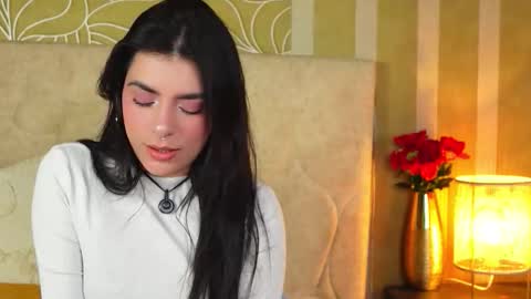 Snapshot of millabliss chatting on March 1, 7:49 pm MillaBliss online show from March 1, 7:49 pm