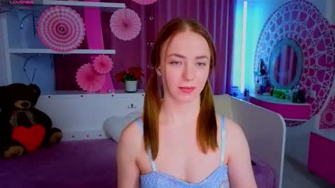 Snapshot of millana_hot chatting on March 26, 10:48 pm Milana online show from March 26, 10:48 pm