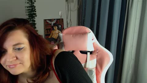 Milla online show from December 3, 6:17 pm