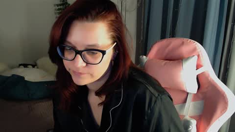 Milla online show from December 6, 8:29 pm