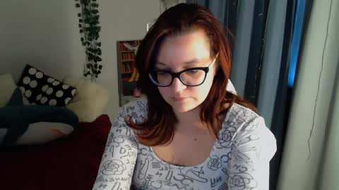 Milla online show from December 13, 1:01 pm