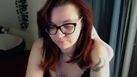 Milla online show from December 19, 8:55 pm