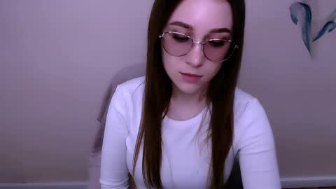 Milla online show from April 4, 11:08 am