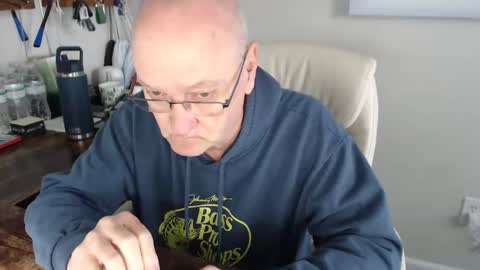 millenium0129 online show from October 28, 2:53 pm