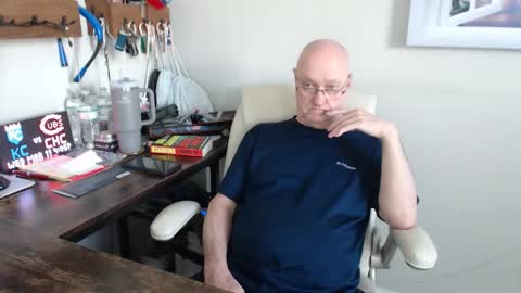 millenium0129 online show from March 11, 6:25 pm