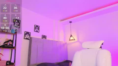 Snapshot of miller_vanessa_ chatting on April 28, 8:58 pm miller_vanessa_ online show from April 28, 8:58 pm