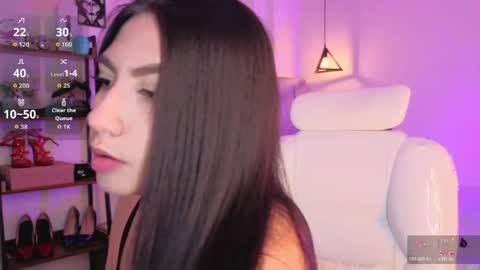 Snapshot of miller_vanessa_ chatting on May 1, 8:46 pm miller_vanessa_ online show from May 1, 8:46 pm