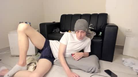 SlimnHungOH online show from May 12, 11:57 pm