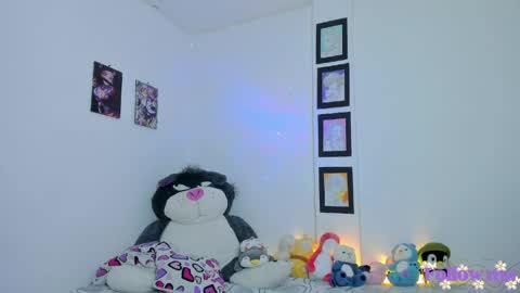 Snapshot of millie_lamar chatting on April 24, 5:59 pm online show from April 24, 5:59 pm