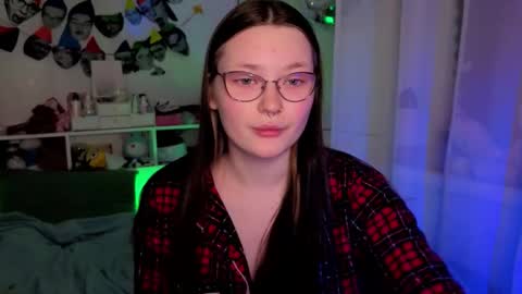 Millie online show from December 22, 12:51 am