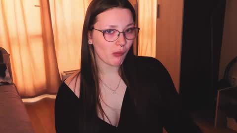 Millie online show from April 3, 7:39 am