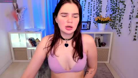 Welcome My name is Tina online show from April 30, 4:24 pm