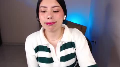 Emily  online show from June 19, 12:48 am