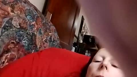 miloanj online show from November 29, 10:29 am