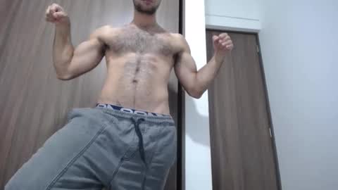 miloslove online show from February 1, 2:21 am