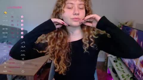 Snapshot of milounee chatting on May 19, 8:20 am milounee online show from May 19, 8:20 am
