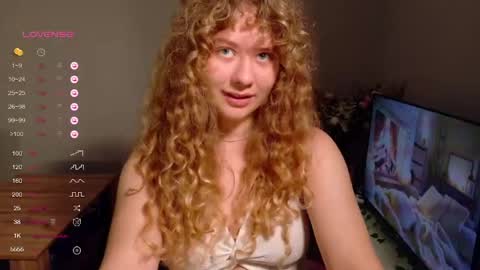 Snapshot of milounee chatting on May 26, 8:43 am milounee online show from May 26, 8:43 am