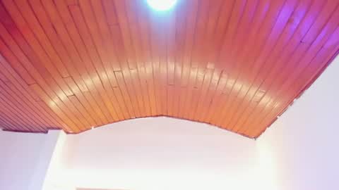 Snapshot of milu_blossom chatting on June 23, 12:47 pm miluu online show from June 23, 12:47 pm