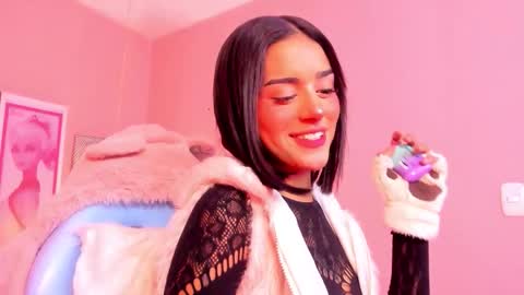 milu_carbajal_x online show from March 21, 8:52 am