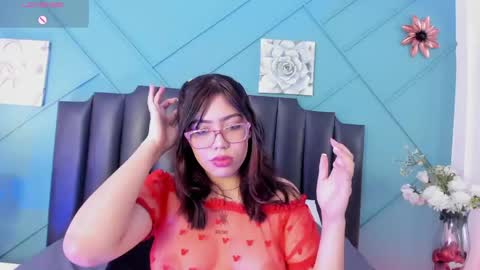 Snapshot of miluvegaa_ chatting on April 25, 11:57 am MiLu online show from April 25, 11:57 am