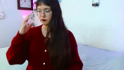Snapshot of mily_baker chatting on May 25, 1:11 am mily_baker online show from May 25, 1:11 am
