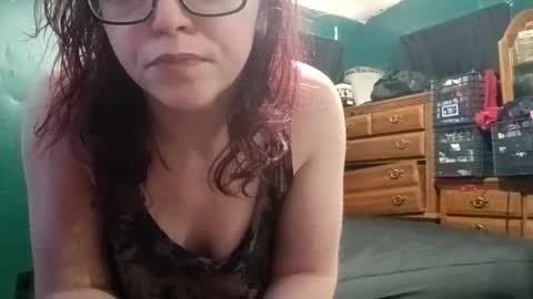 mimi142 online show from April 3, 7:23 pm