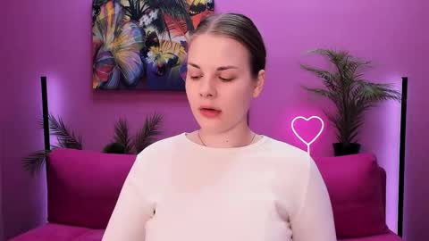 Kelly online show from October 22, 9:09 am