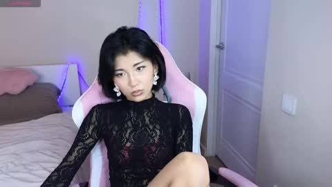 Kiko online show from February 24, 2:20 am