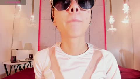 Minji online show from January 19, 11:34 am