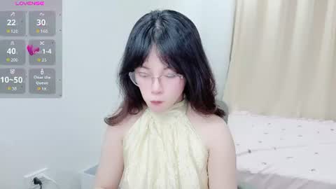 Snapshot of minaaaa69879 chatting on June 25, 5:12 am Na online show from June 25, 5:12 am