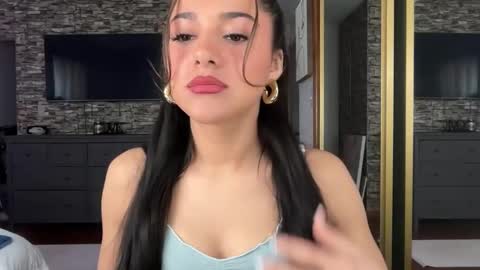 Snapshot of minahoneyy38 chatting on February 7, 2:10 pm Mina online show from February 7, 2:10 pm