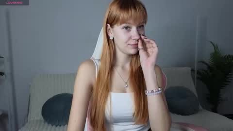 Snapshot of minaminox chatting on November 11, 2:28 pm minaminox online show from November 11, 2:28 pm