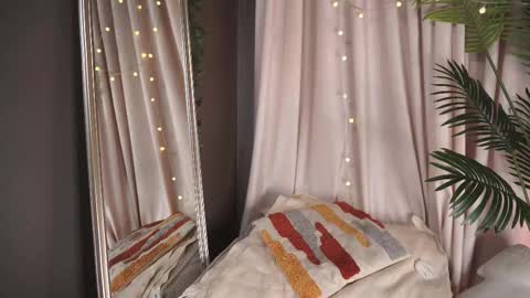 Frances  Next streams Thu Fri Sat 8am -  4pm GMT3 online show from November 9, 6:12 am