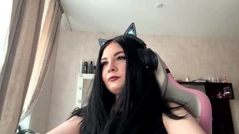 mindimehaffy online show from March 12, 1:28 pm