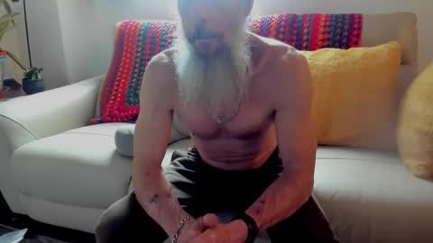 mindphuk online show from April 2, 8:17 pm