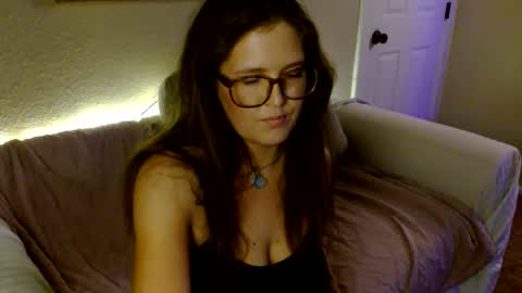 Mindy online show from February 10, 8:07 am