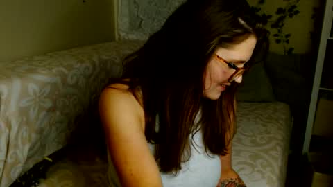 Mindy online show from April 19, 11:53 am