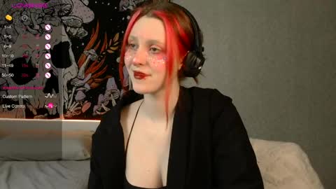 Snapshot of mine_doll chatting on May 29, 7:06 am Anny online show from May 29, 7:06 am