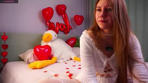 Snapshot of minhgrow chatting on February 13, 1:34 am Mary online show from February 13, 1:34 am