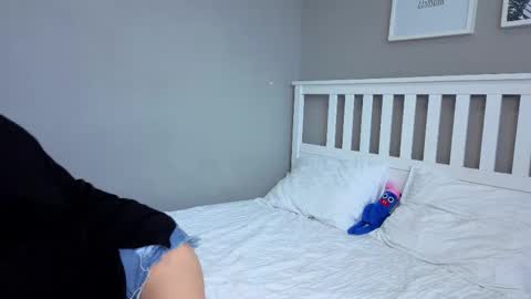 KarinaLeila online show from October 28, 6:28 am