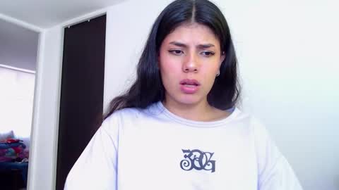 mini_sky online show from February 25, 1:32 pm