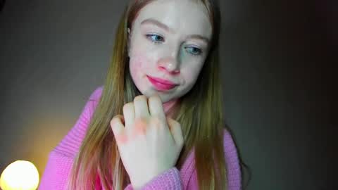 Snapshot of minidiva_ chatting on April 22, 7:48 pm Amelia online show from April 22, 7:48 pm