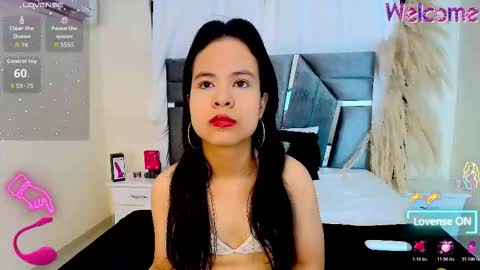 minilove_01 online show from February 26, 12:04 pm