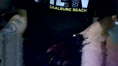 Snapshot of minimadmiguel0013 chatting on February 14, 2:19 am MIGUELEK13 online show from February 14, 2:19 am