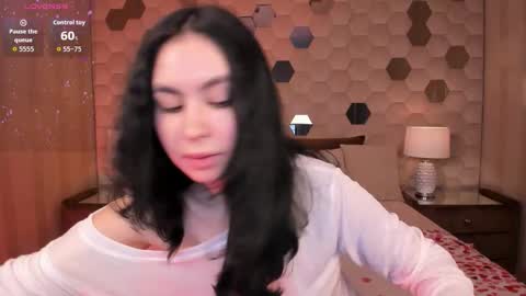 Minnie online show from March 18, 6:38 am