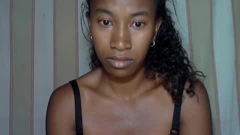 minouch211907 online show from February 20, 2:07 am