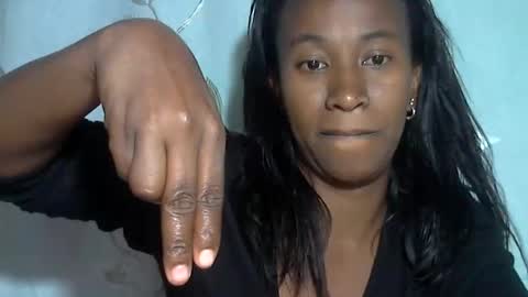 minouch211907 online show from April 4, 2:36 pm